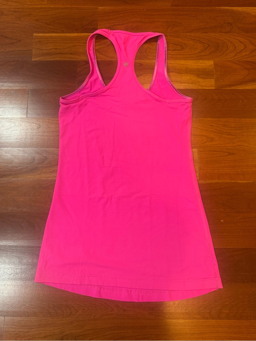 Lululemon Size 6 Women’s Hot Pink Racerback Tank Top